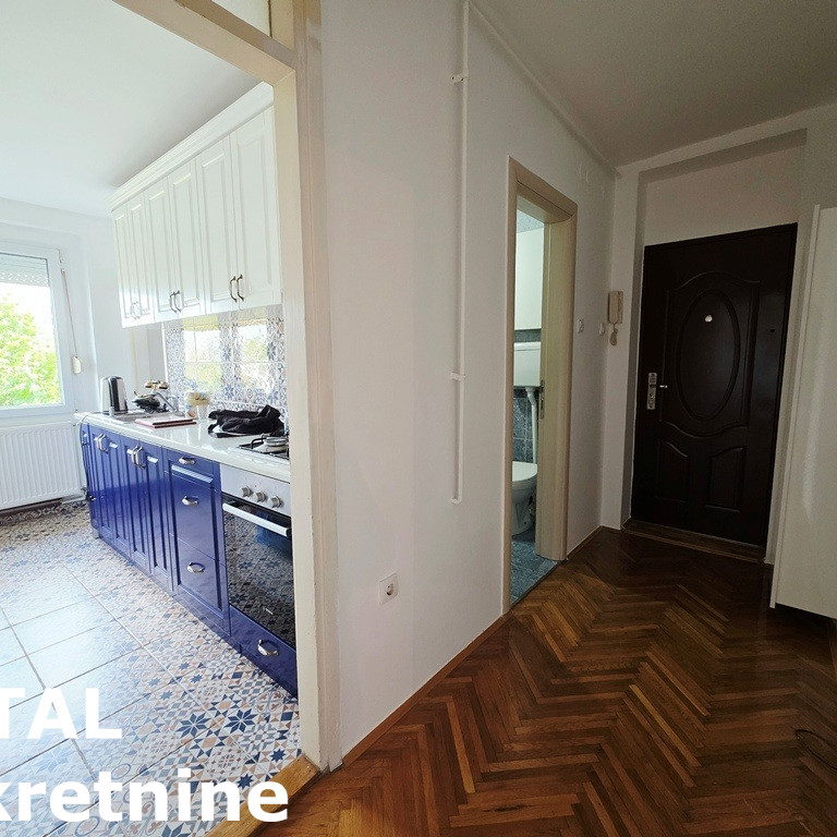 Dvosoban stan na prodaju, Cara Dušana, Novi Sad, 58m², 140.000 €