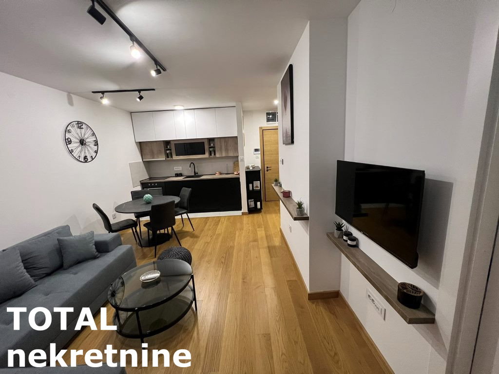 stanovi-2-re-centar-1062401-xmmrv Stan Prodaja Novi Sad 48 m2