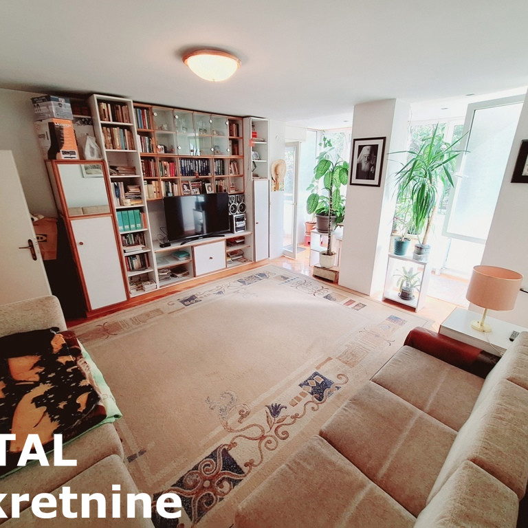 Trosoban stan na prodaju, Centar, Novi Sad, 83m², 290.000 €