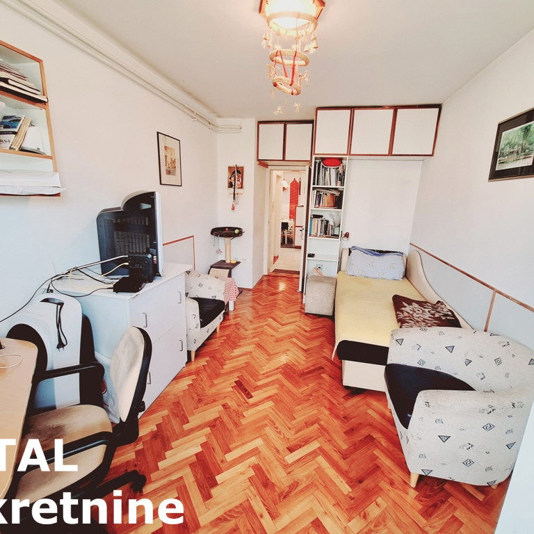Trosoban stan na prodaju, Centar, Novi Sad, 83m², 290.000 €