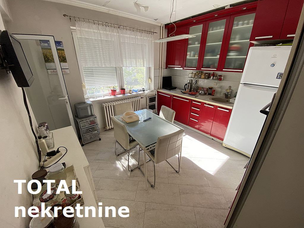 Stan Prodaja Novi Sad  60 m2