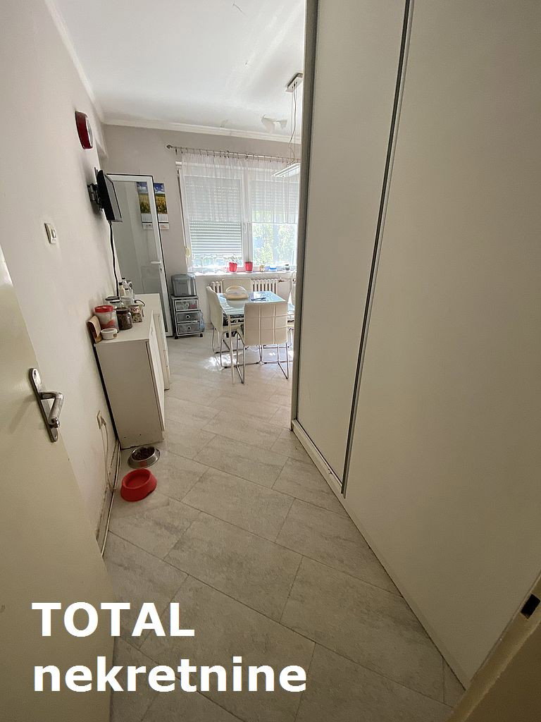 Stan Prodaja Novi Sad  60 m2