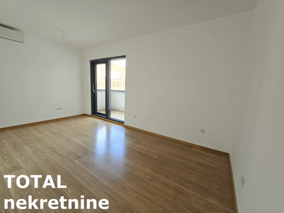 Stan Prodaja Novi Sad  50 m2