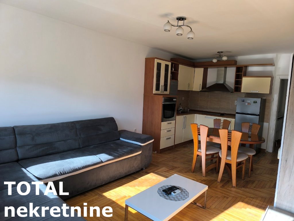 Stan Prodaja Novi Sad  50 m2
