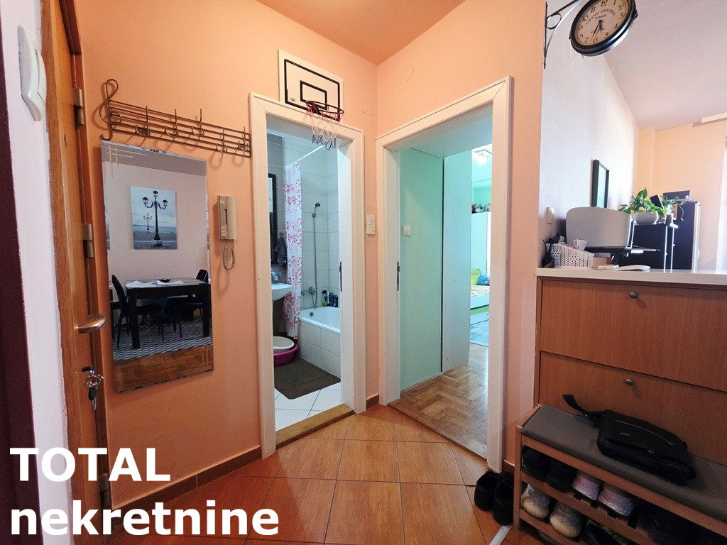 stanovi-2-re-centar-1103058-mo1rq Dvosoban stan na prodaju, Centar, Novi Sad, 40m², 130.000 €