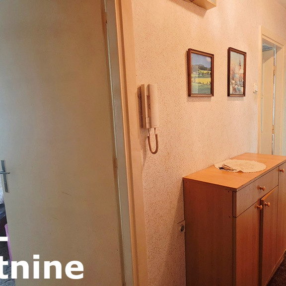 Stan Prodaja Novi Sad  52 m2