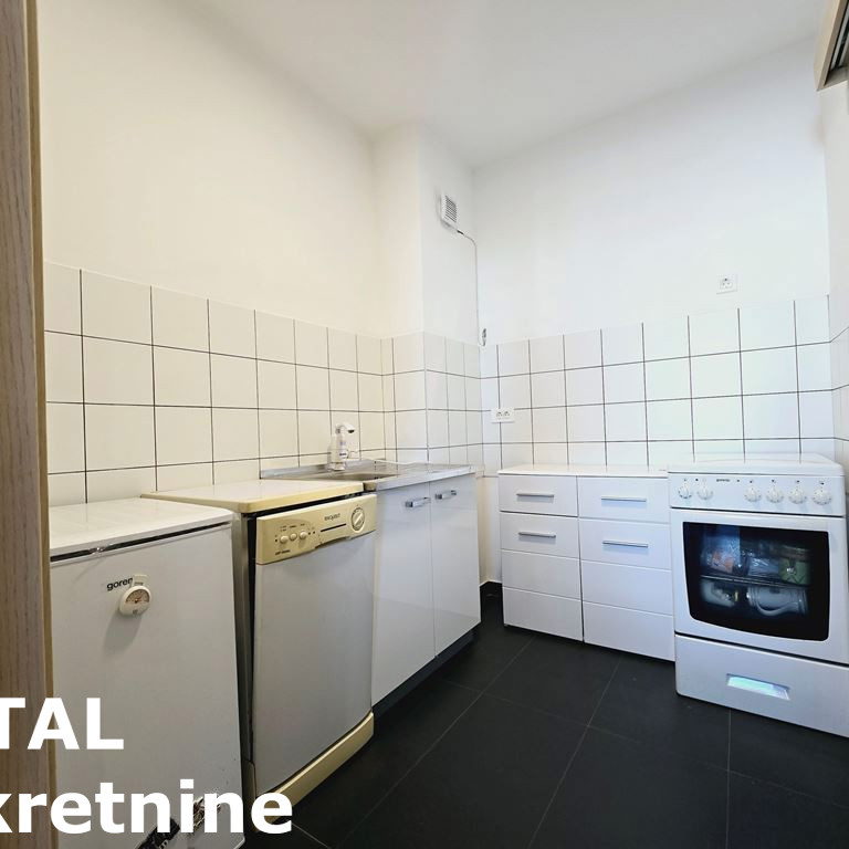 Stan Prodaja Novi Sad  66 m2