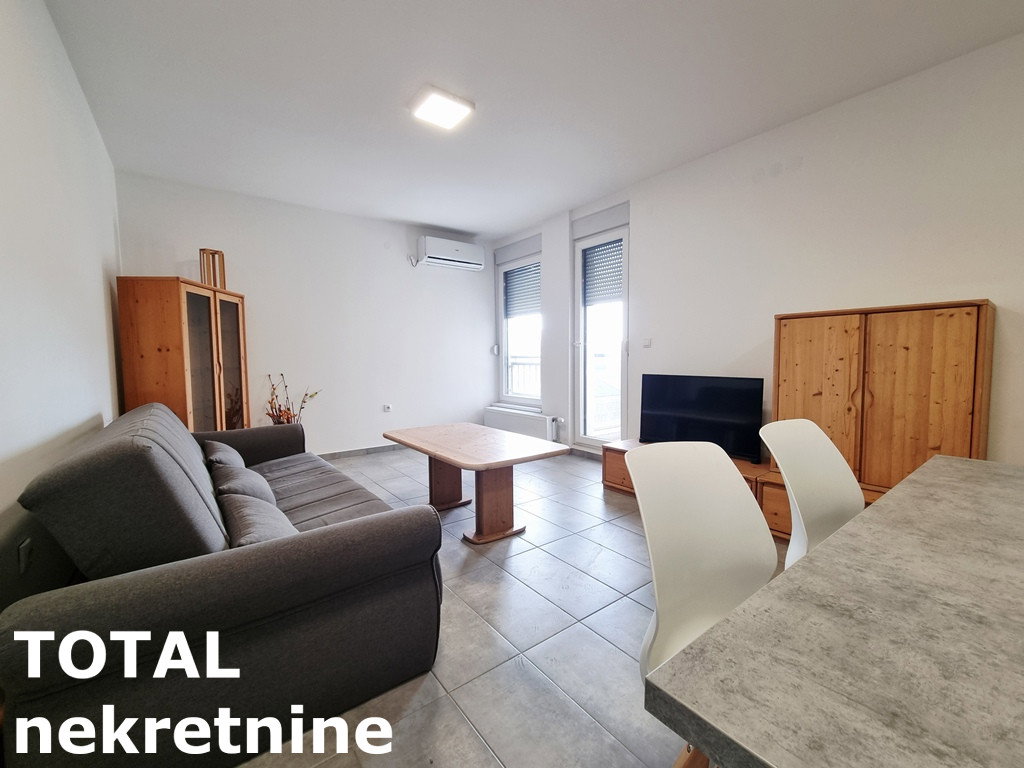 Stan Prodaja Novi Sad  43 m2