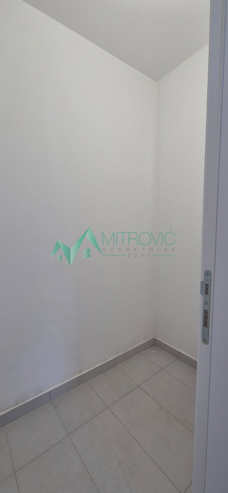 Dvosoban stan na prodaju, Telep, Novi Sad, 48m², 135.960 €