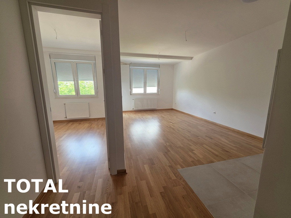 Stan Prodaja Novi Sad  43 m2