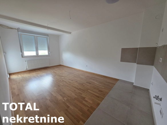 Stan Prodaja Novi Sad  43 m2