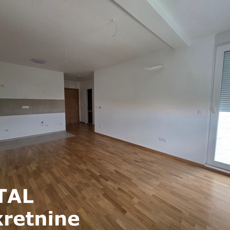 Stan Prodaja Novi Sad  43 m2