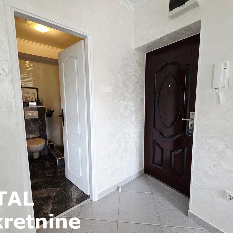 Dvosoban stan na prodaju, Železnička Stanica, Novi Sad, 56m², 153.000 €