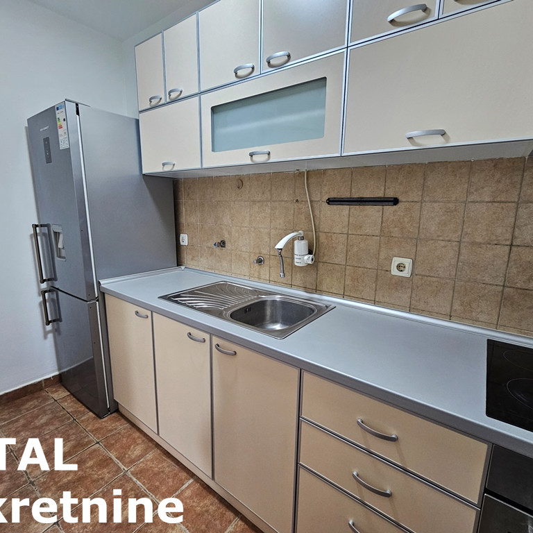 Stan Prodaja Novi Sad  44 m2