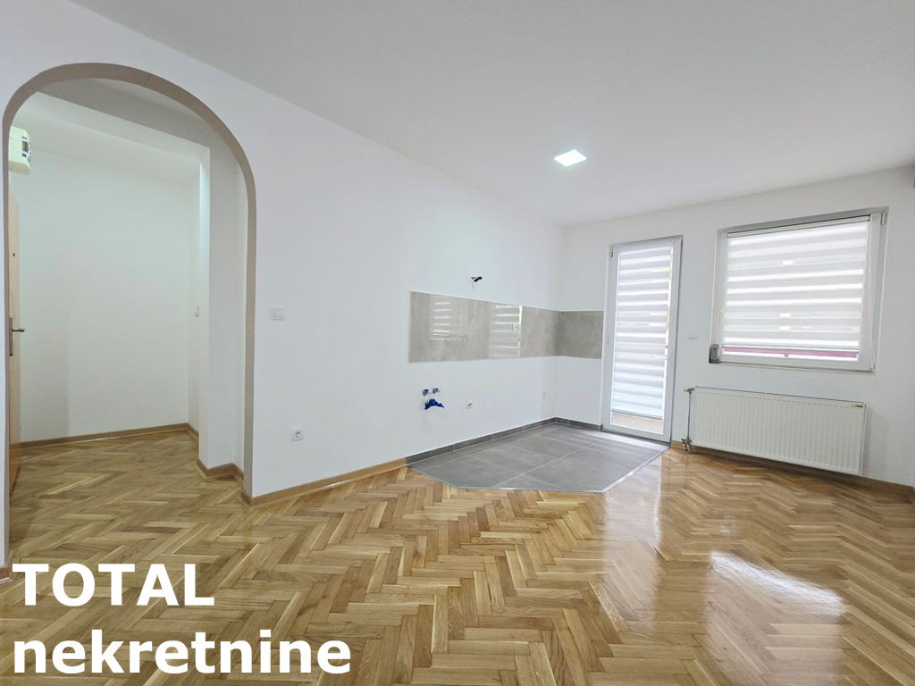 Stan Prodaja Novi Sad  40 m2