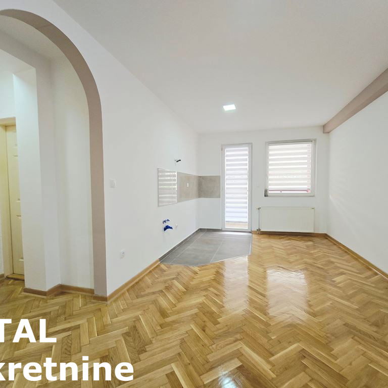Stan Prodaja Novi Sad  40 m2