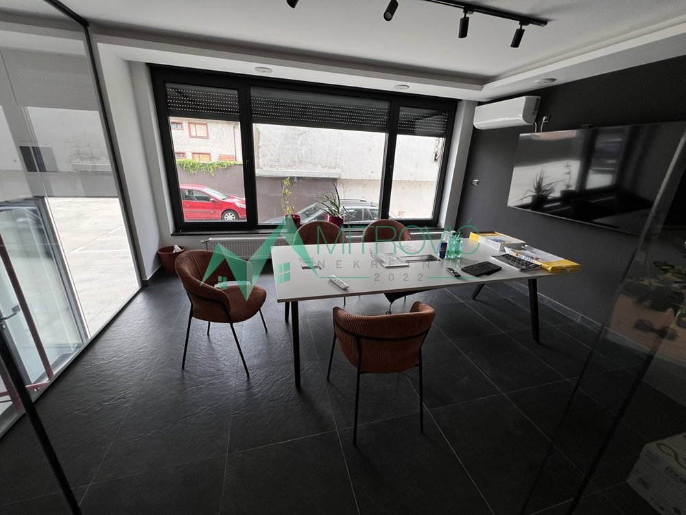 Stan Prodaja Novi Sad  74 m2