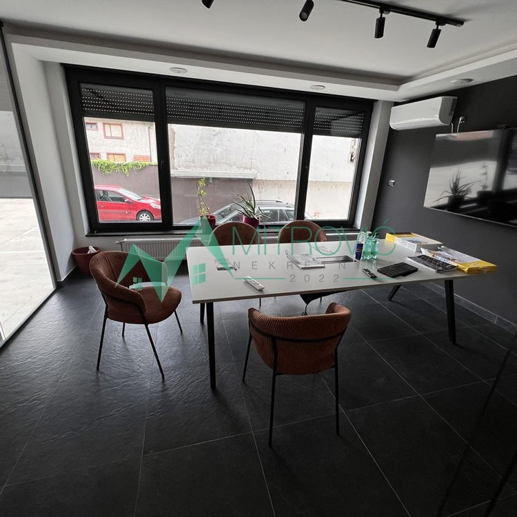 Stan Prodaja Novi Sad  74 m2