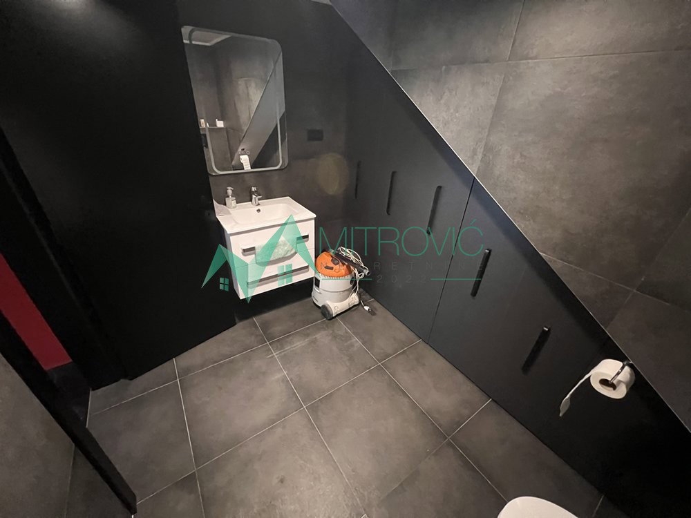 Dvosoban stan na prodaju, Sajmište, Novi Sad, 74m², 190.550 €