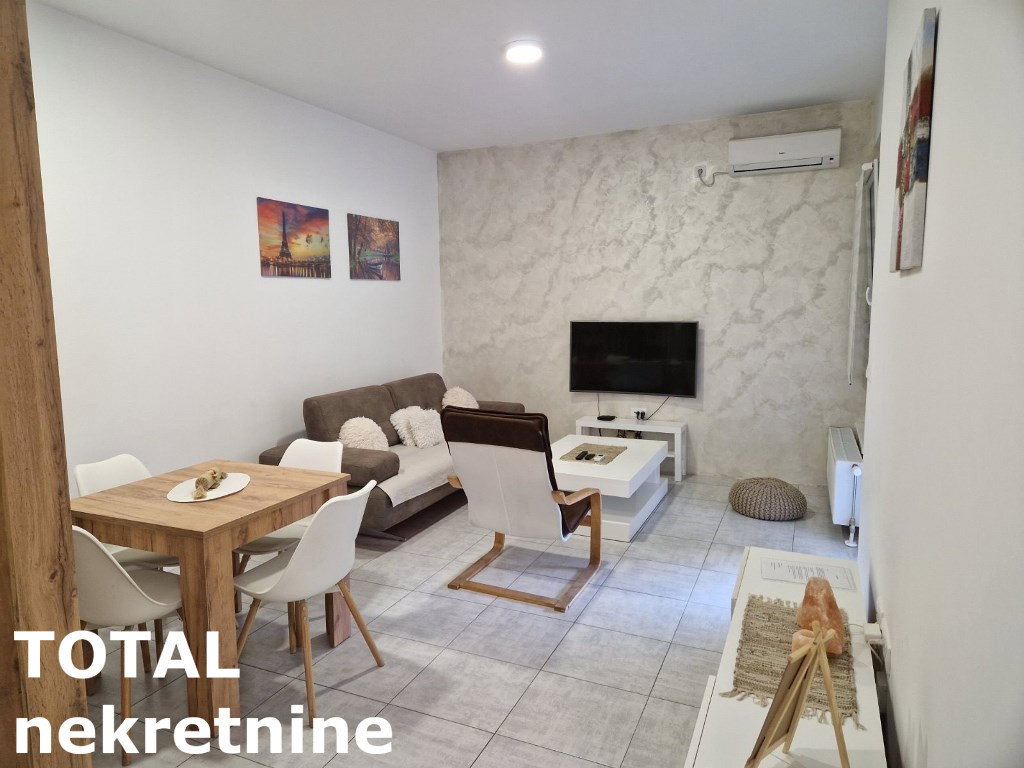 Dvosoban stan na prodaju, Salajka, Novi Sad, 41m², 127.100 €