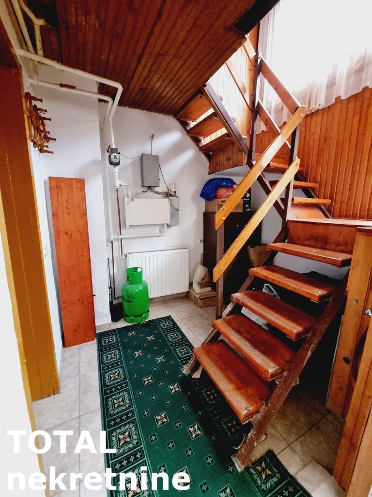 stanovi-3-5-dx-centar-1063413-un5dr Troiposoban stan na prodaju, Centar, Novi Sad, 122m², 188.500 €