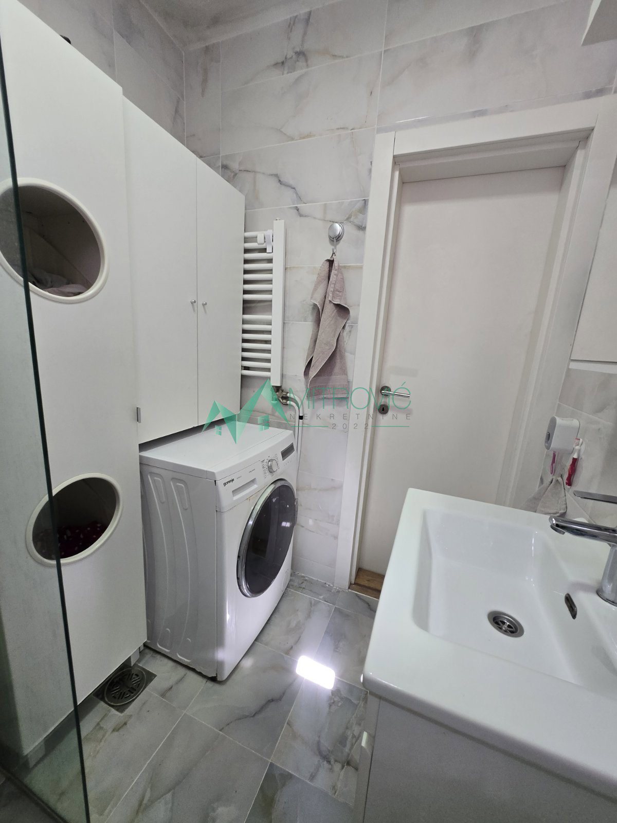 Troiposoban stan na prodaju, Nova Detelinara, Novi Sad, 72m², 185.400 €