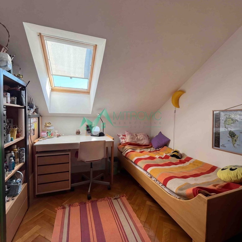 Troiposoban stan na prodaju, Grbavica, Novi Sad, 77m², 196.000 €