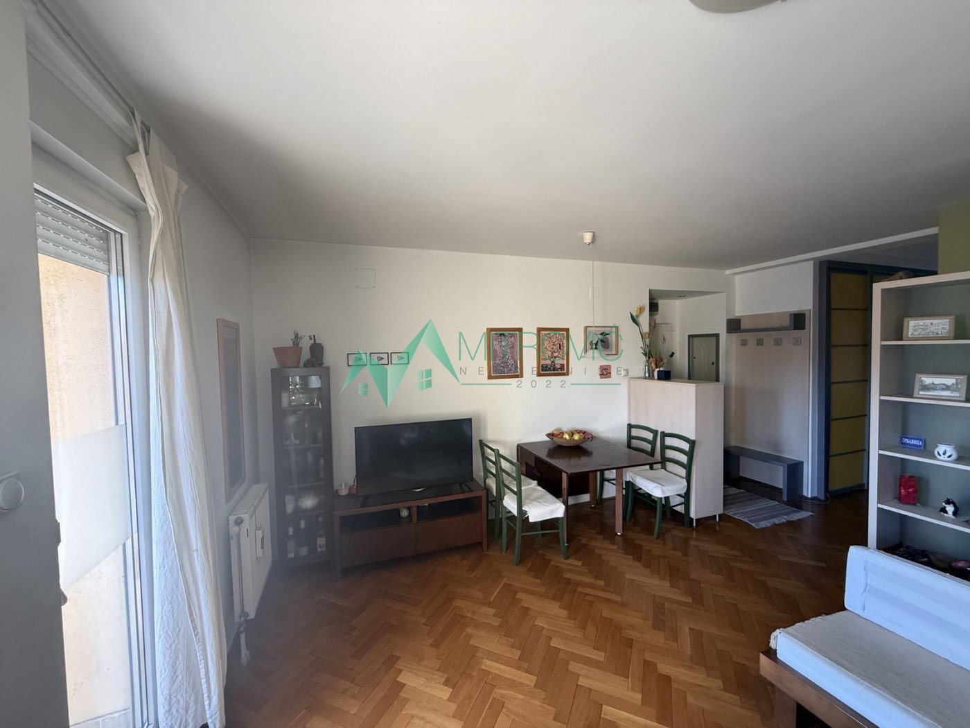 Stan Prodaja Novi Sad  77 m2