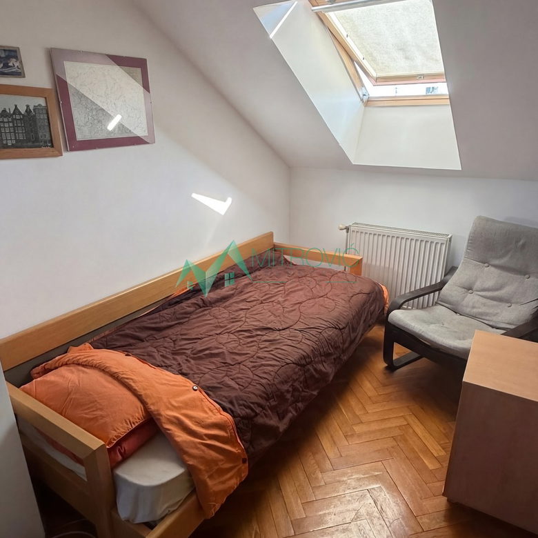 Troiposoban stan na prodaju, Grbavica, Novi Sad, 77m², 196.000 €