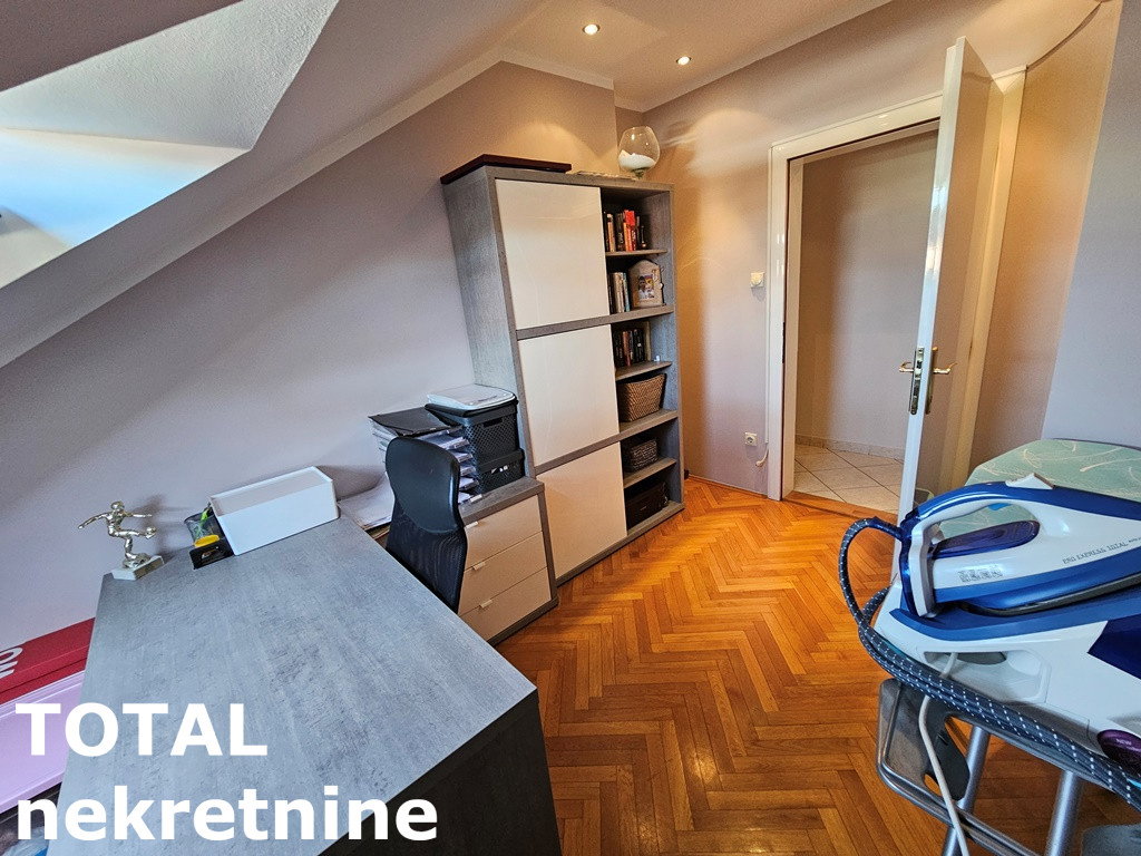 Troiposoban stan na prodaju, Grbavica, Novi Sad, 80m², 200.000 €