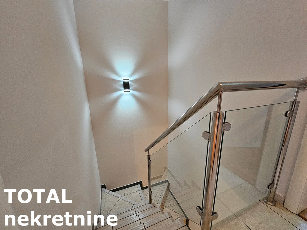 Troiposoban stan na prodaju, Grbavica, Novi Sad, 80m², 200.000 €