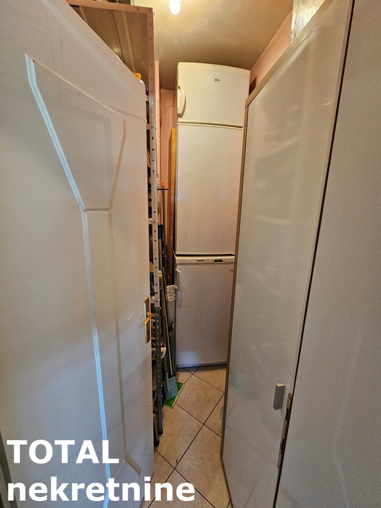 Troiposoban stan na prodaju, Grbavica, Novi Sad, 80m², 200.000 €