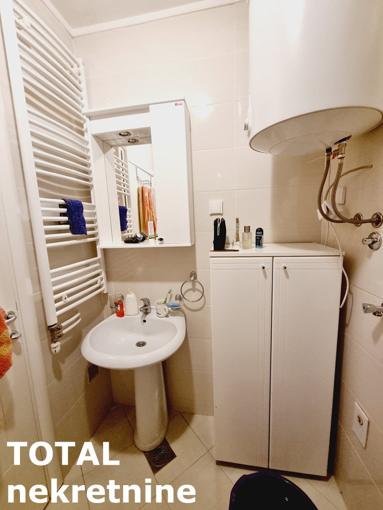 Troiposoban stan na prodaju, Socijalno, Novi Sad, 80m², 236.900 €