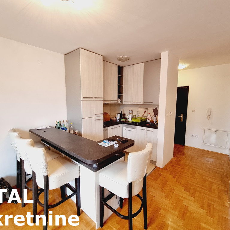 Stan Prodaja Novi Sad Socijalno 80 m2