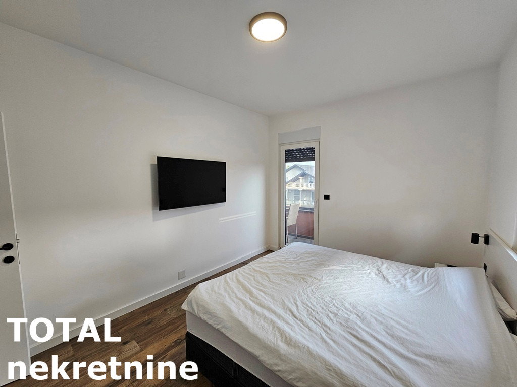 Troiposoban stan na prodaju, Novo Naselje, Novi Sad, 87m², 300.000 €
