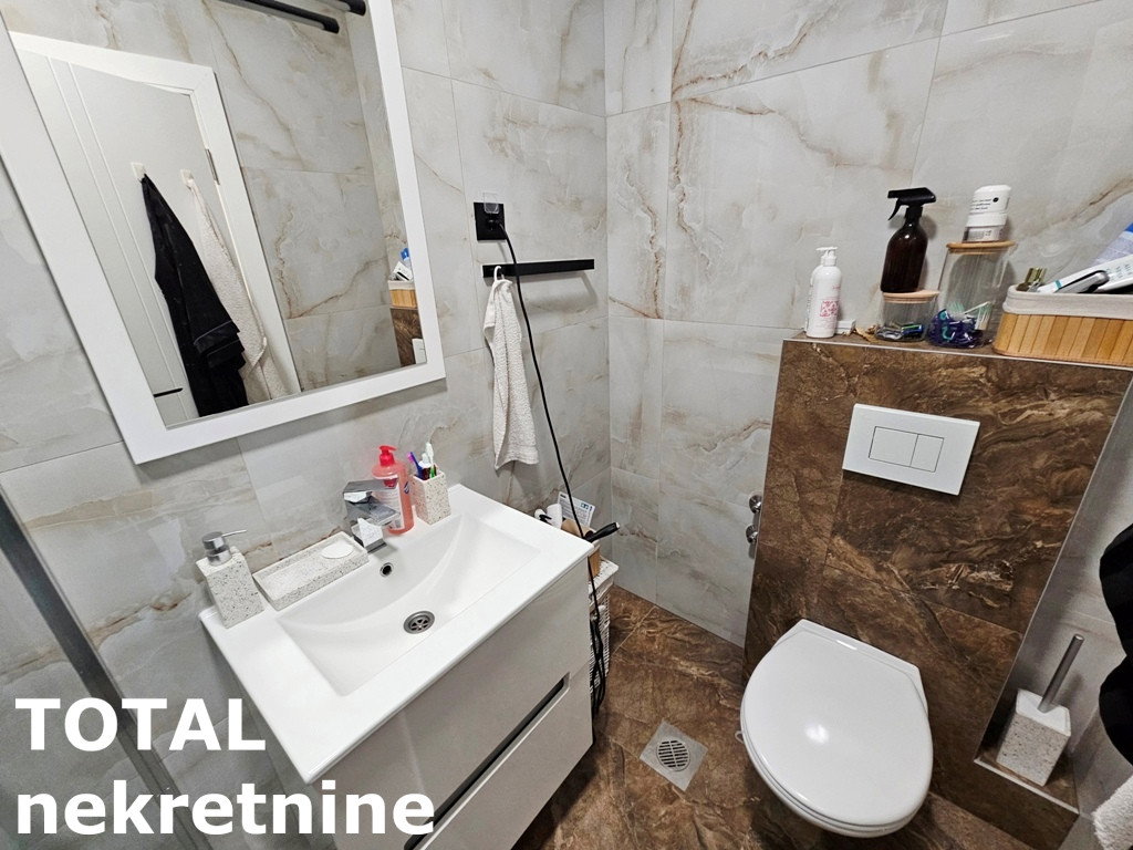 Troiposoban stan na prodaju, Novo Naselje, Novi Sad, 87m², 300.000 €