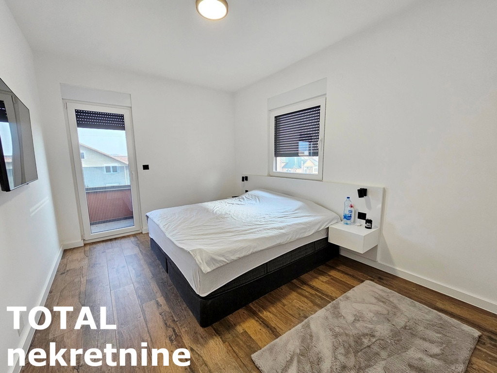 Troiposoban stan na prodaju, Novo Naselje, Novi Sad, 87m², 300.000 €