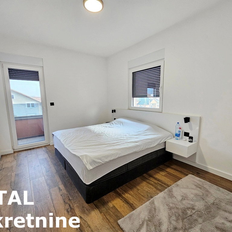 Troiposoban stan na prodaju, Novo Naselje, Novi Sad, 87m², 300.000 €