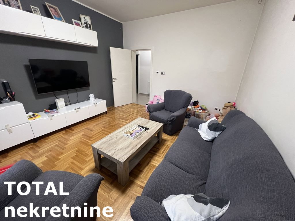 Stan Prodaja Novi Sad  87 m2