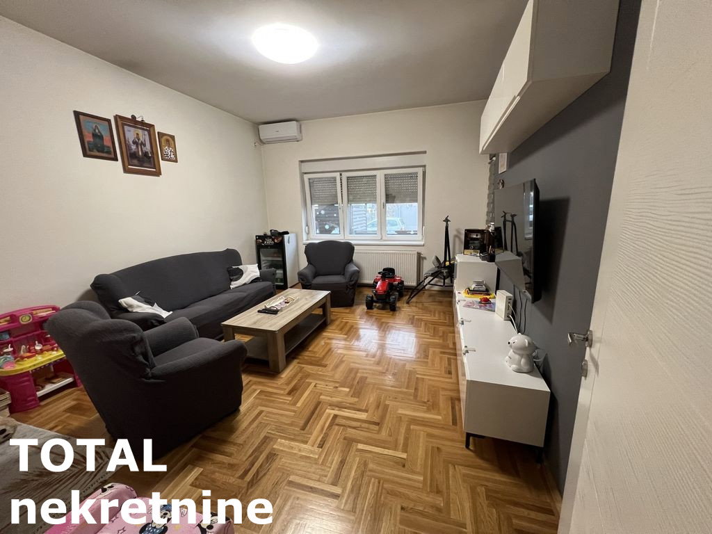 Trosoban stan na prodaju, Veternik, Novi Sad, 87m², 170.000 €