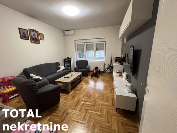 Stan Prodaja Novi Sad  87 m2