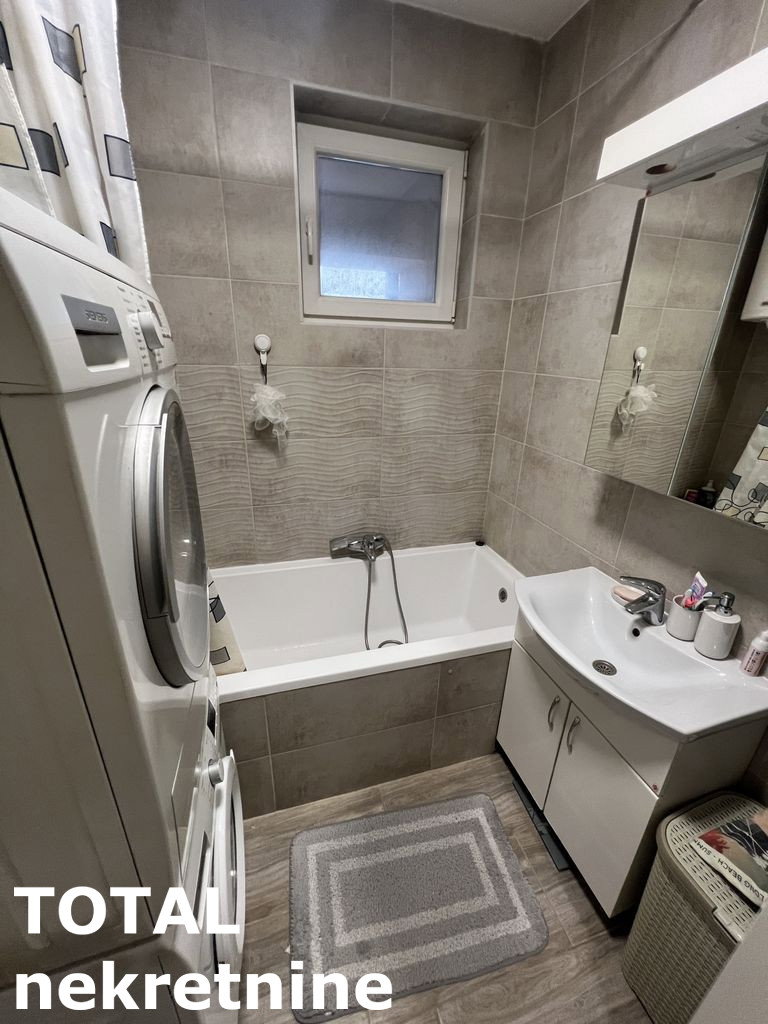 Trosoban stan na prodaju, Veternik, Novi Sad, 87m², 170.000 €
