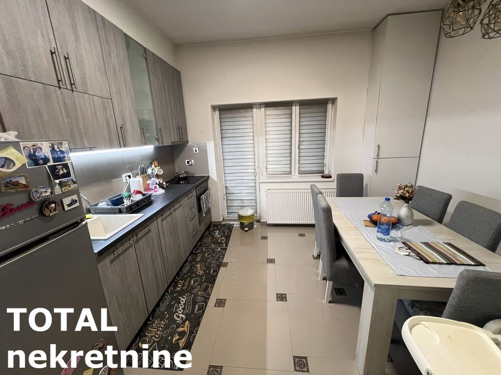 Stan Prodaja Novi Sad  87 m2