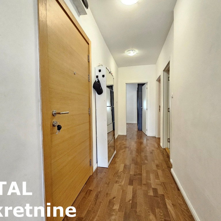Stan Prodaja Novi Sad  75 m2