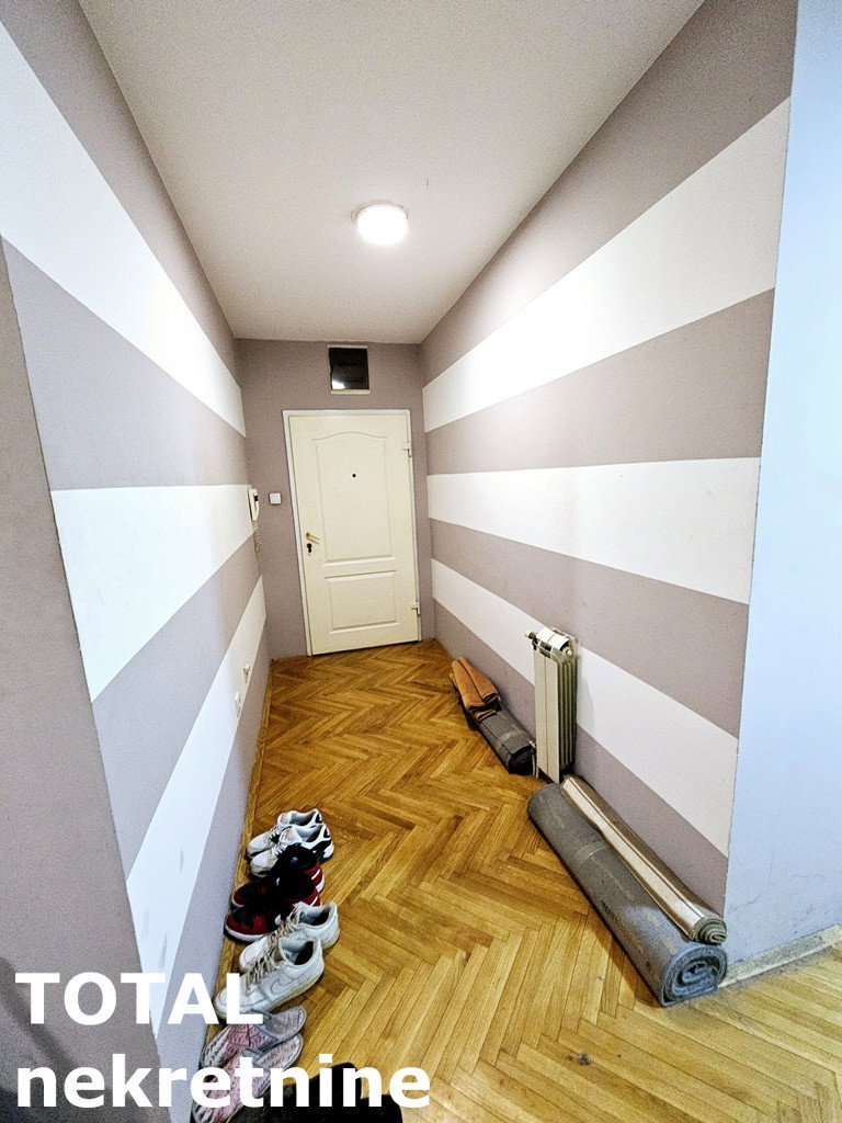 Troiposoban stan na prodaju, Bulevar, Novi Sad, 90m², 234.000 €