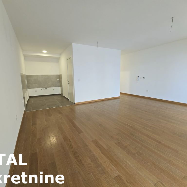 Stan Prodaja Novi Sad  86 m2