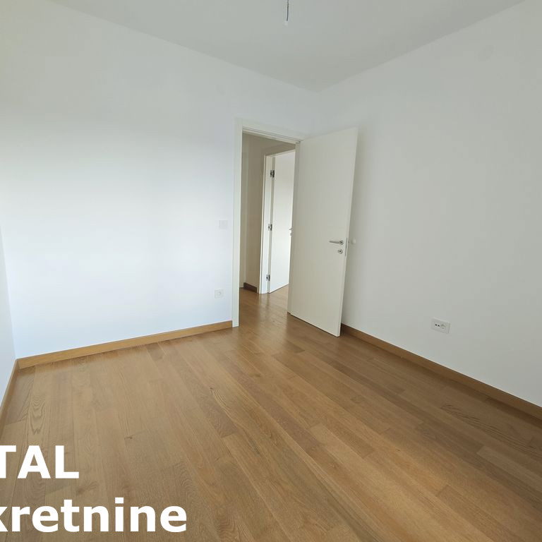 Stan Prodaja Novi Sad  86 m2