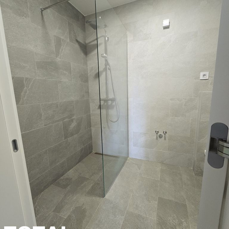Stan Prodaja Novi Sad  86 m2