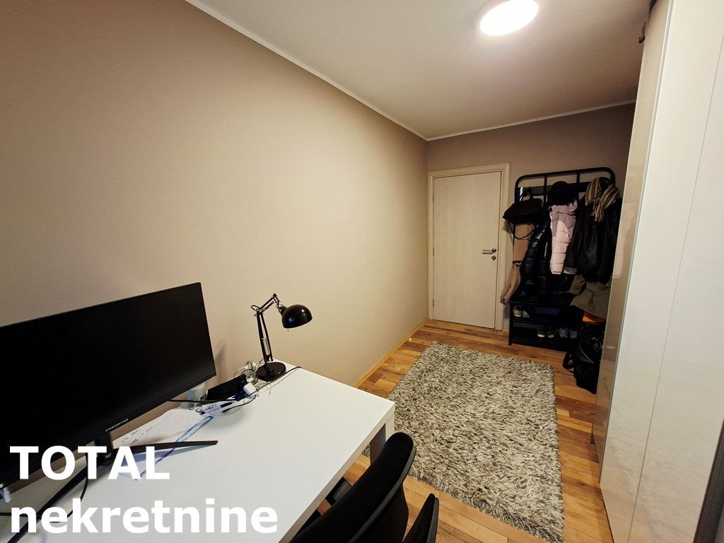 stanovi-3-5-re-centar-1102332-avwhw Četvorosoban stan na prodaju, Centar, Novi Sad, 116m², 370.000 €