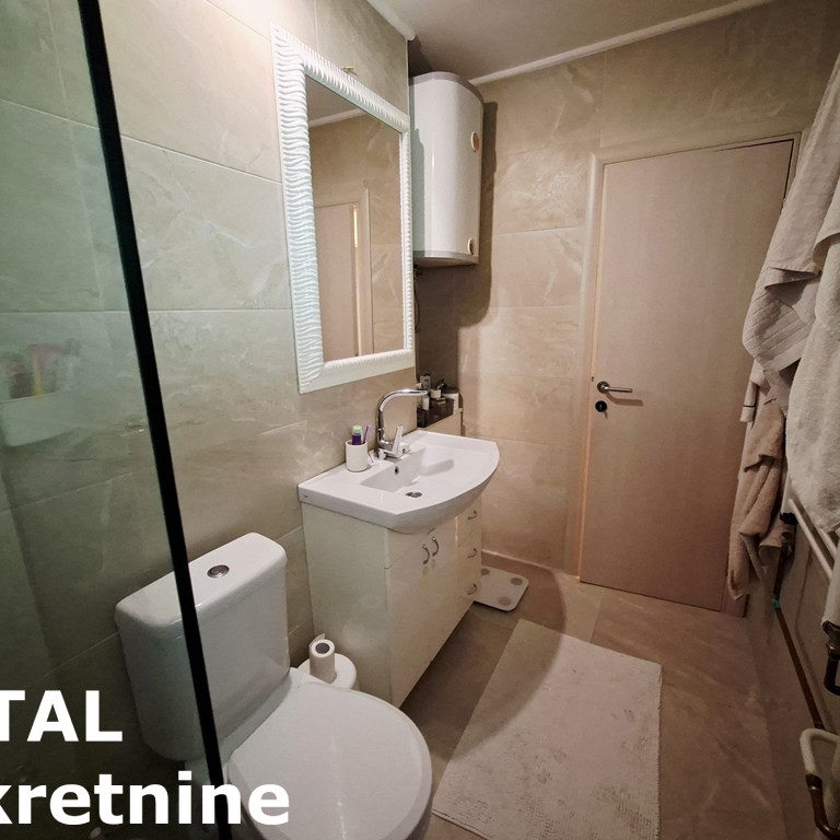 Četvorosoban stan na prodaju, Centar, Novi Sad, 116m², 370.000 €